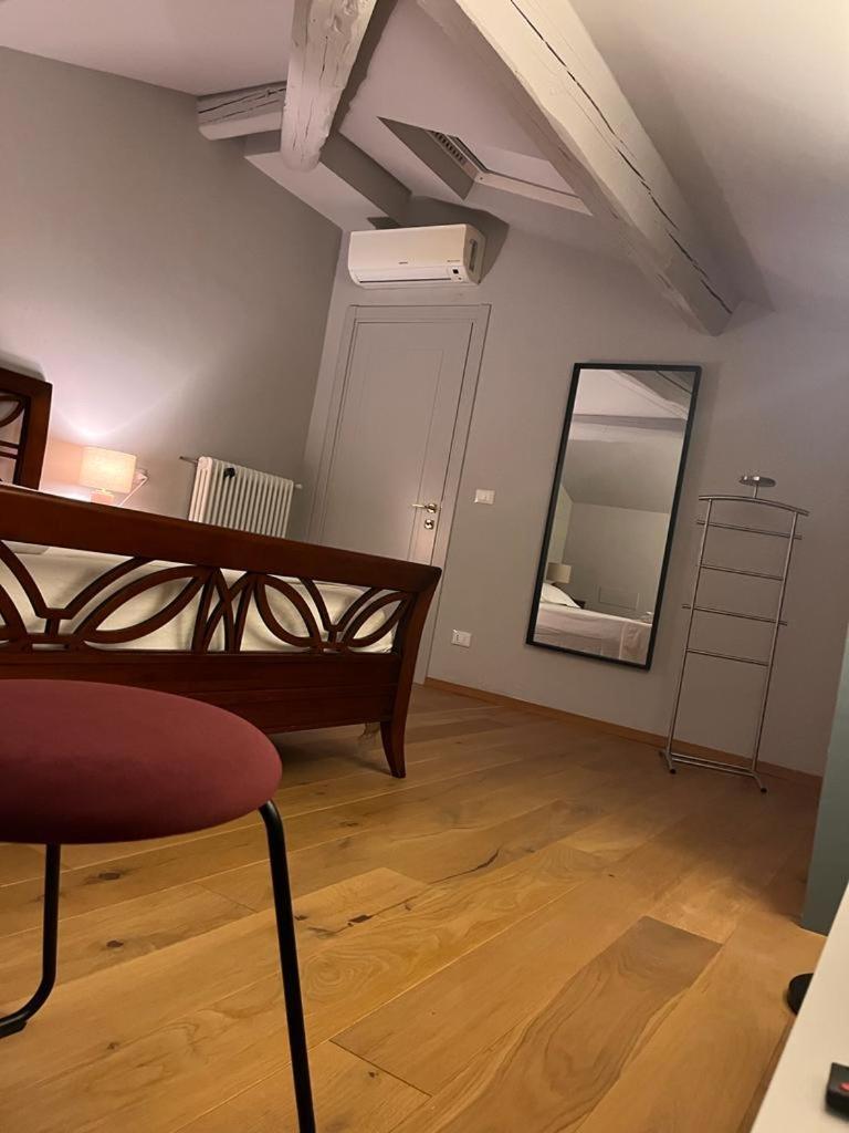 Готель Casa Cavour Монтекатіні-Терме Екстер'єр фото